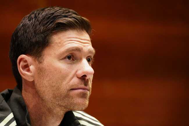 “Don’t mess around, sh*t” - Former Real Madrid defender caught by surprise when told about Xabi Alonso leaving Los Blancos
