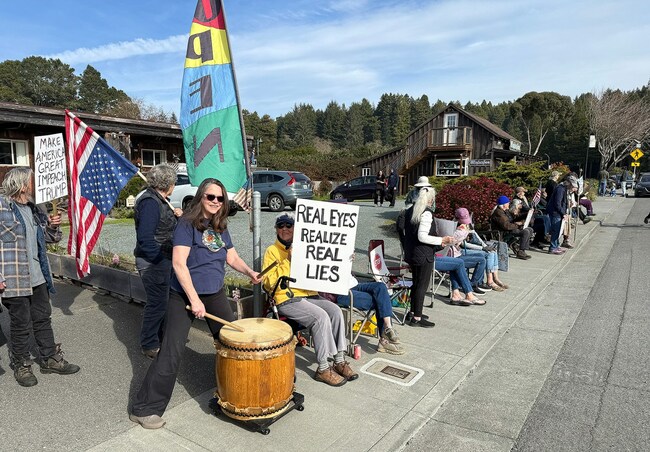 Photo | Trinidad Protests draw dozens to Main Street