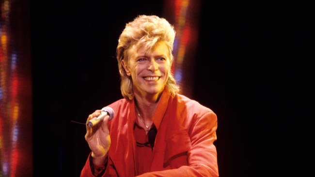 David Bowie’s Half-Century-Old Album Becomes A Top 10 Bestseller Again