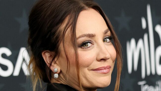 Kaley Cuoco, 40, packs this skin plumping $10 face mask in her carry-on