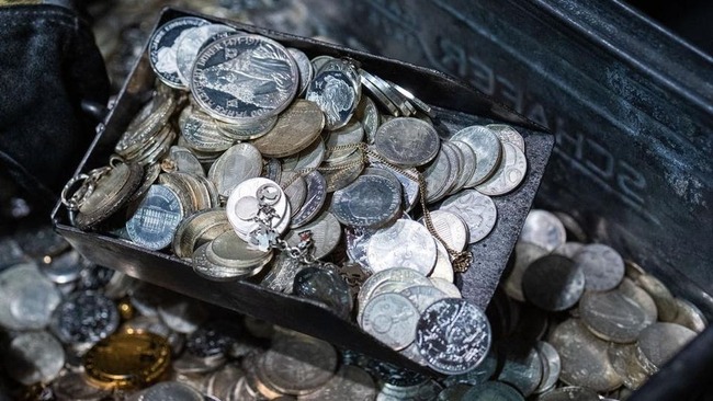 Silver Plunges More Than 11% As Metal Prices Remain Highly Volatile