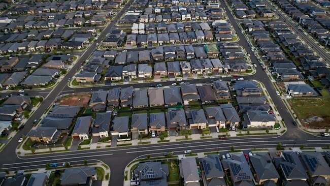 Greenfield homes, empty streets: The ‘ridiculous’ reality of Sydney’s new sprawl