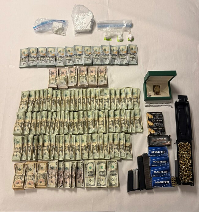 Bay Area bank employee and two others accused of robbery scheme