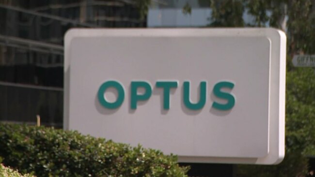 Optus flags coverage outage