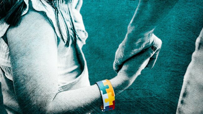 Serious incidents in Victorian childcare jump as staff qualifications slide