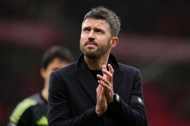 West Ham vs Man United live: Michael Carrick’s side bid for five wins in a row in Premier League