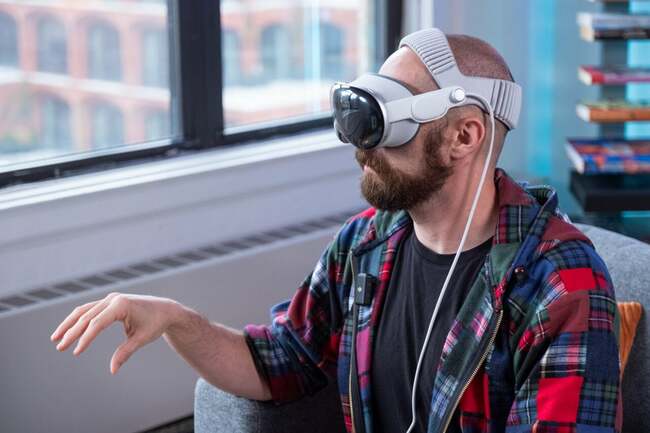 After Two Years, the Apple Vision Pro Finally Has a YouTube App