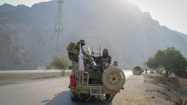 Why are Afghanistan and Pakistan fighting?