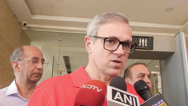 Omar appeals for calm amid protests over death of Khamenei