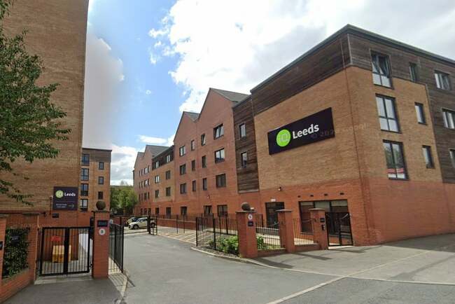 Struggling student died in Leeds halls of residence after taking lethal cocktail of drugs