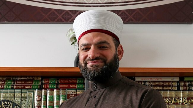 As One Nation rises, Muslim leader expresses faith in Victorian voters