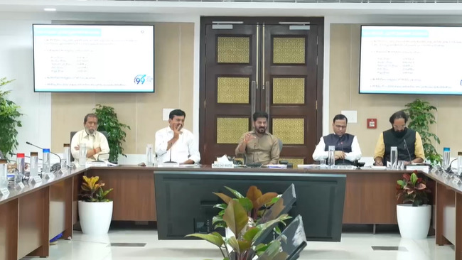 Telangana CM’s meeting with Collectors on 99-day action plan begins