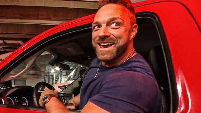 "Let’s go for a spin" - LA Knight sends a message after kidnapping WWE Hall of Famer on RAW