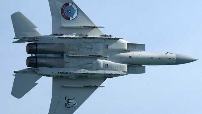 Qatar takes out Iran jets minutes before striking US base