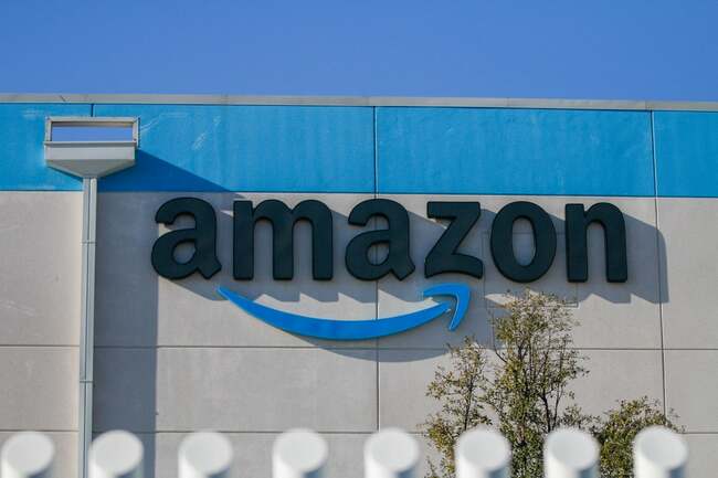 Amazon reported down as customers complain of pricing issues and problems at checkout