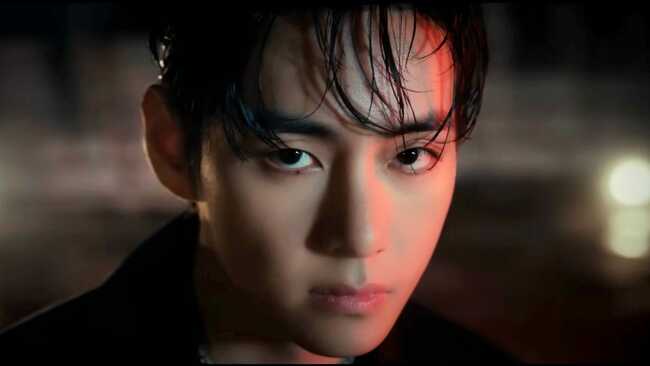 "He truly is one of a kind!" - Fans react as BTS' Taehyung is hailed a "national treasure-level handsome" by a Japanese plastic surgeon