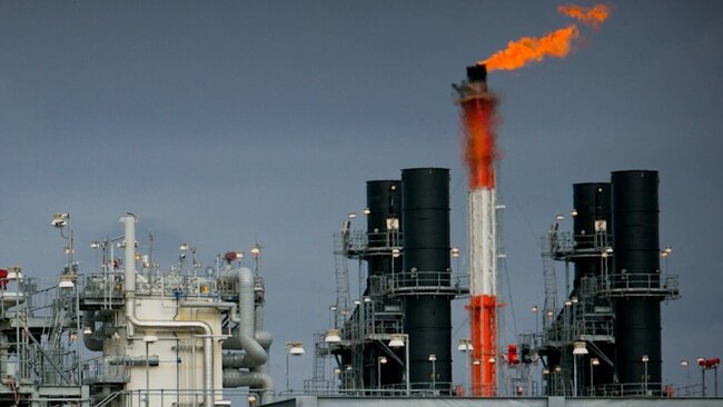 Push for gas tax as LNG exports reap huge profits after one week of war