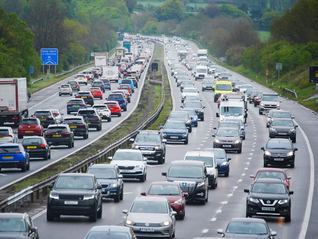 Accident on M6 causes slow traffic in Black Country stretch: Latest