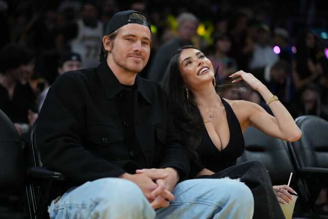 "We've lost him," "He's about to have kids & retire": NFL fans react as Justin Herbert shows his rare romantic side for GF Madison Beer
