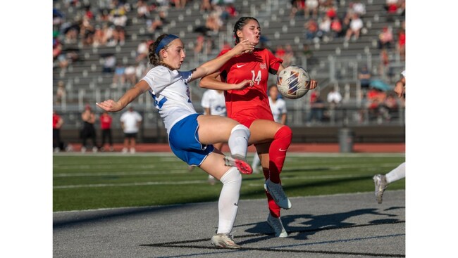 Santa Margarita and Mater Dei girls soccer to clash for regional title