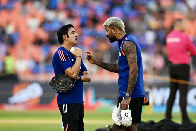 Hardik Pandya introduces his girlfriend Mahieka Sharma to Gautam Gambhir amid T20 World Cup 2026 [Watch]