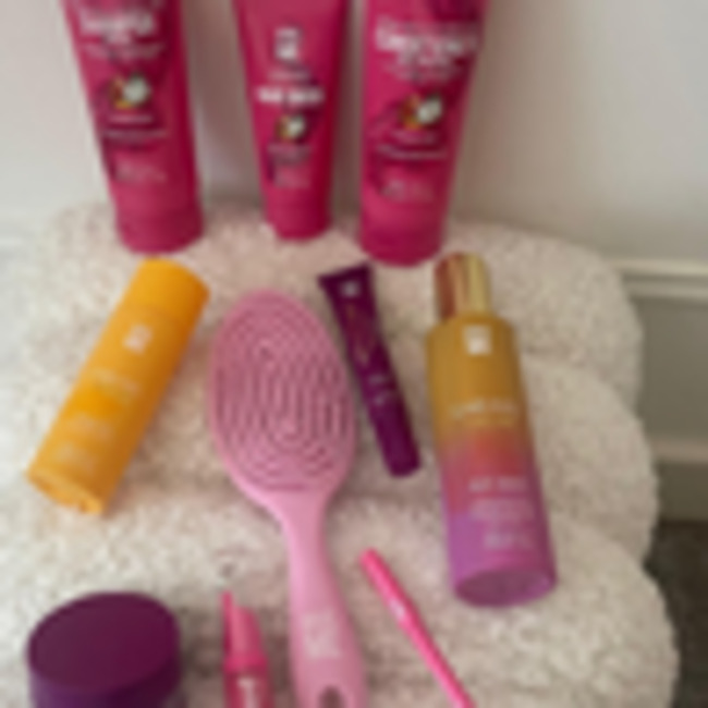 'I tried £30 Mother's Day box worth £101 - the lip oil is absolute perfection'