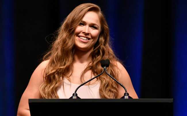 Ronda Rousey blames UFC for champions like Valentina Shevchenko allegedly having to sell pictures of "t*tties on OnlyF*ns"