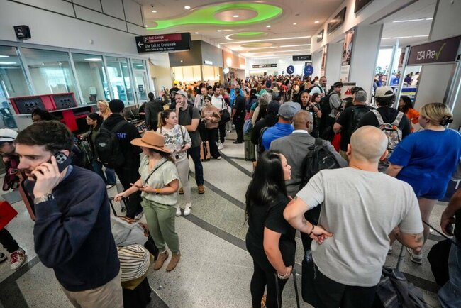 Homeland Security restarts Global Entry program after travelers faced long airport lines