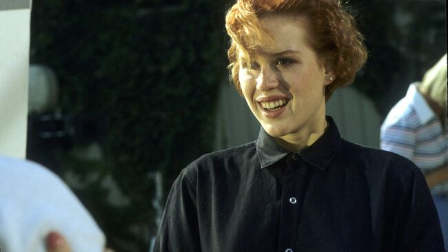 80s star Molly Ringwald's iconic red hair is back in 2026 - as long as you follow 3 key rules