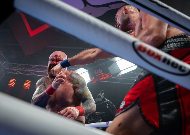 Spektakl: Dogovoren prvi "bare knuckle" događaj u Srbiji, Beograd spreman za bitku golim šakama!