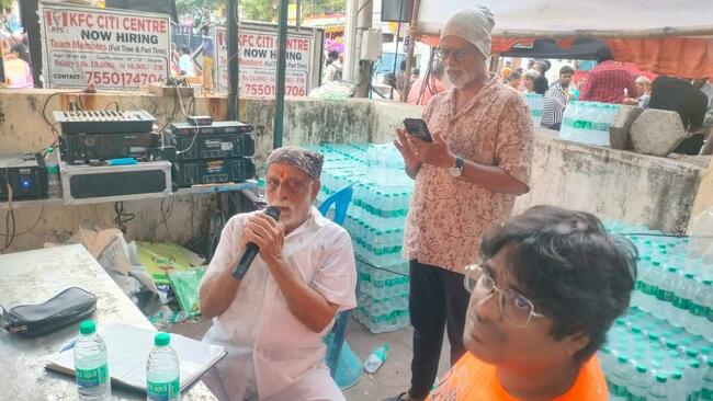 How a friends group supports festival crowds at the annual Panguni festival in Mylapore