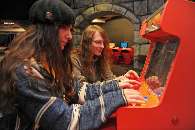 19 joyful pictures as giant gaming pop-up opens at Leeds Merrion Centre