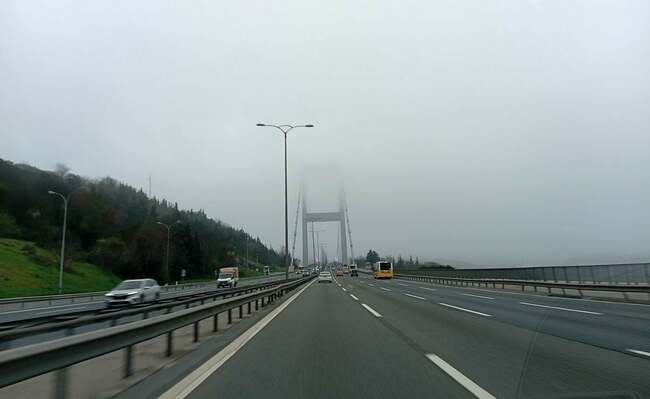 İstanbul'da sis etkili oluyor