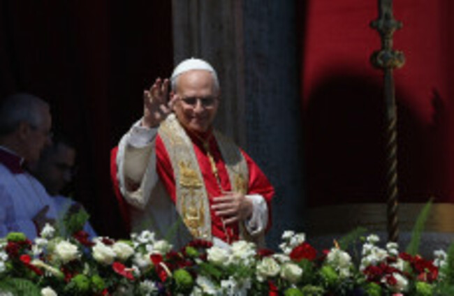 Pope Leo urges those with power to wage war to 'choose peace' in first Easter blessing