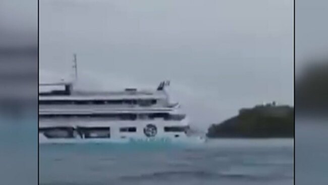Cruise ship runs around in Fiji