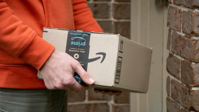 Amazon is selling $36 flip-flops with arch support for $16, and they come in 6 colors