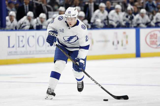 Lightning HC Jon Cooper calls for penalty box official's head after Pontus Holmberg crashes into open door