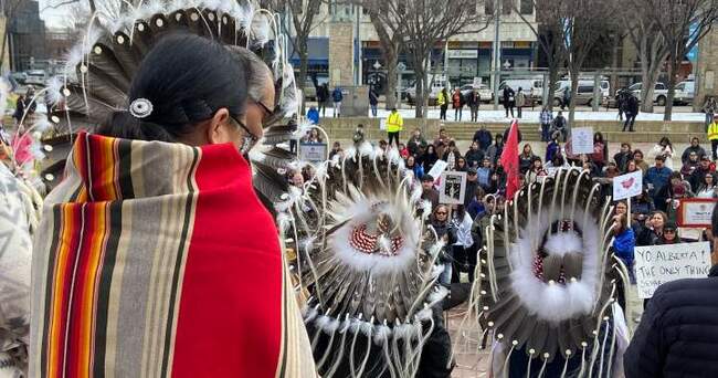 Collecting signatures for separation vote doesn’t violate treaty: Alberta’s lawyers