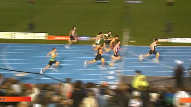 Kennedy roars to dominant 100m win