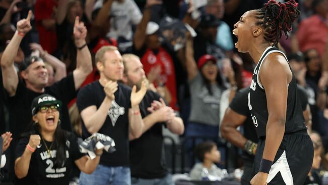 Aces bring back Chelsea Gray on $3 million, 3-year deal