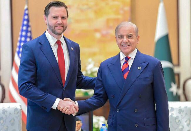 Pakistan PM meets US VP Vance as peace talks 'commence'