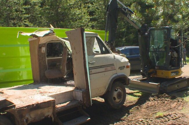 Task Force undertakes clean-up at abandoned homeless camp