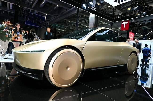 Hollanda, Tesla'nın Otonom Sürüş Sistemini Onaylayan İlk Avrupa Ülkesi Oldu