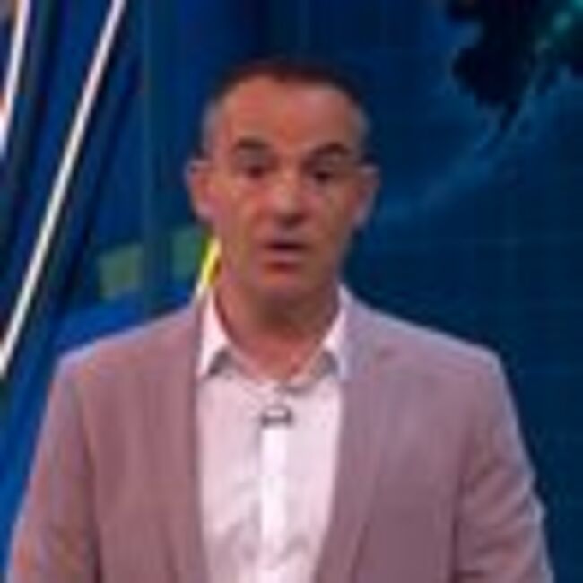 Martin Lewis issues warning to travellers booking with Jet2, easyJet, TUI and Ryanair