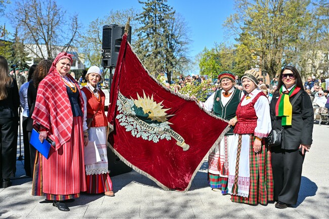 Tautiškumo šventė kvietė puoštis ir vienytis (fotogalerija)