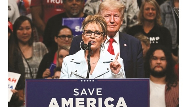 Ex-president trumps for Palin