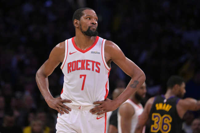Kevin Durant Brutally Roasts Content Creator After He Releases Rockets Report Card: "Handle That Oatmeal Cream Pie At The Back Of Your Neck"