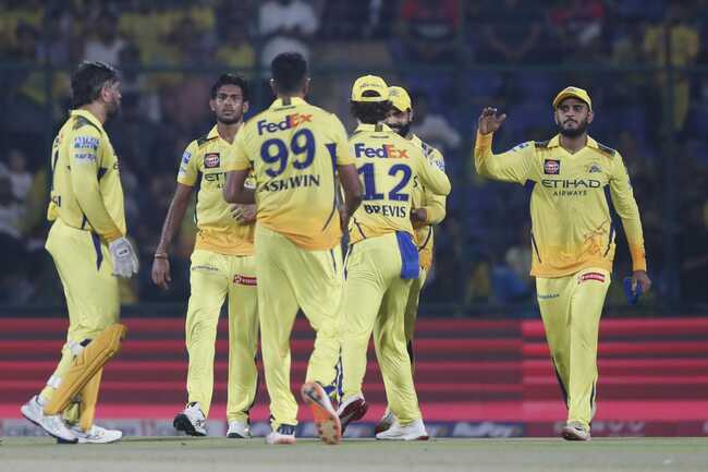 Sanjay Bangar suggests key change in CSK bowling ahead of IPL 2026 match vs DC