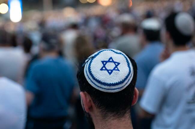 New gun charges laid against suspect in Hanukkah massacre at Sydney’s Bondi Beach