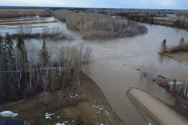 Northern Saskatchewan flooding forcing people from their homes